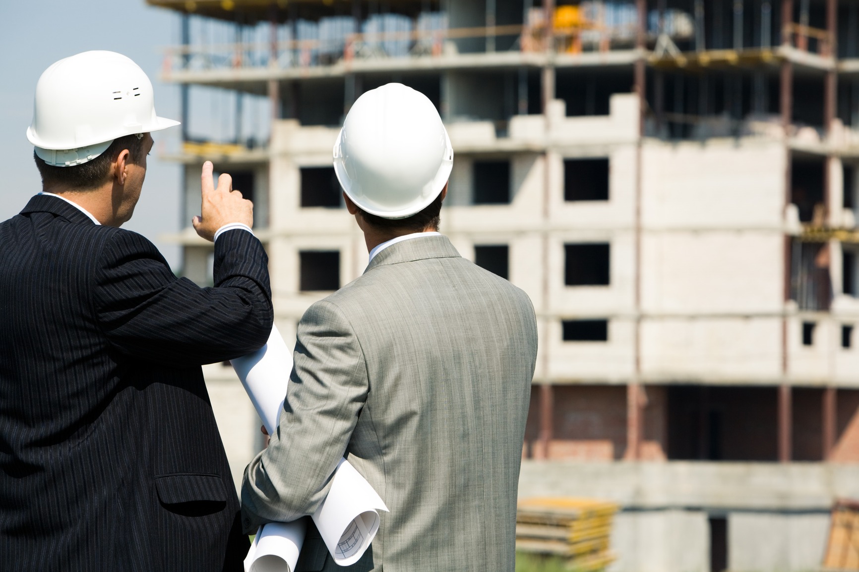 Construction worker discussion